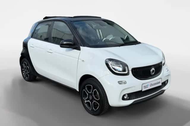 Smart Forfour (2015) thumbnail 3