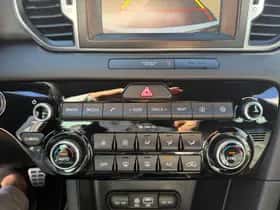 Kia Sportage (2016) thumbnail 26
