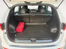 Kia Sportage (2016) thumbnail 30