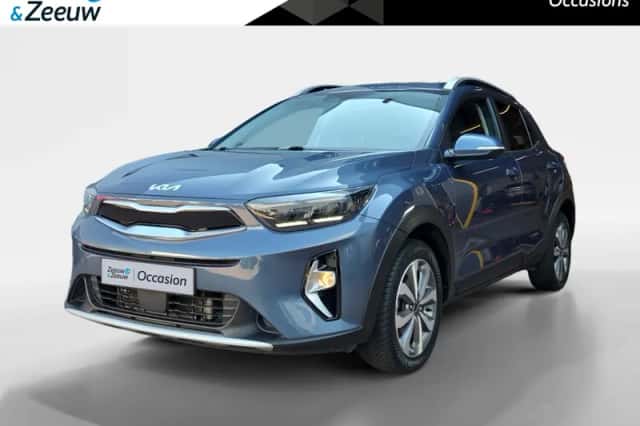 Kia Stonic (2024) thumbnail 1