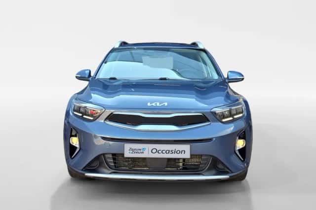 Kia Stonic (2024) thumbnail 2