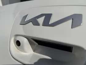 Kia Picanto (2023) thumbnail 22