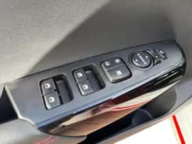 Kia Picanto (2023) thumbnail 9