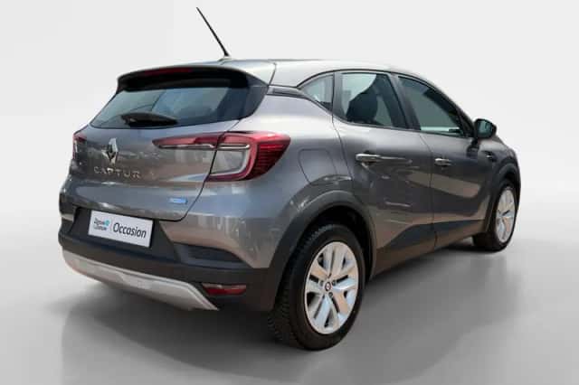 Renault Captur (2022) thumbnail 4