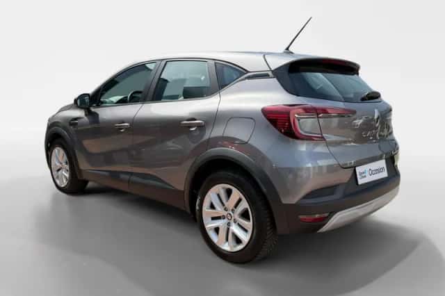 Renault Captur (2022) thumbnail 5
