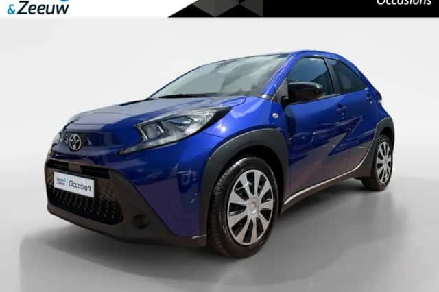 Toyota Aygo (2023) thumbnail 1