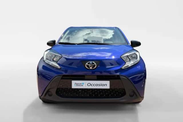 Toyota Aygo (2023) thumbnail 2