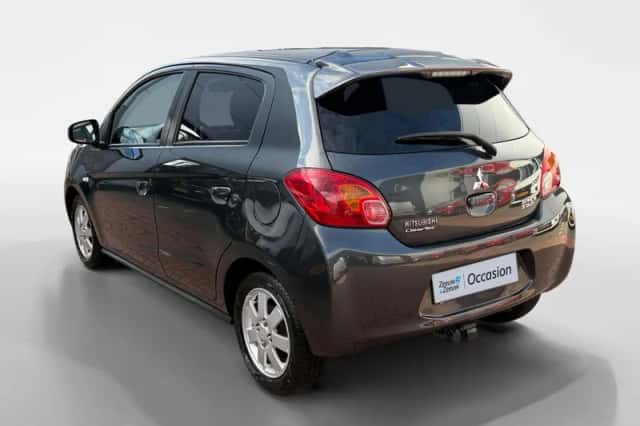 Mitsubishi Space Star (2013) thumbnail 4