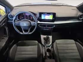 SEAT Arona (2025) thumbnail 7