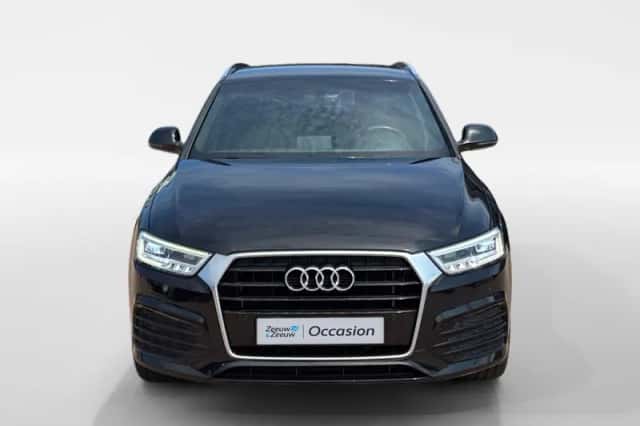 Audi Q3 (2015) thumbnail 2