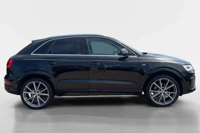 Audi Q3 (2015) thumbnail 4
