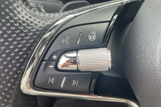 Škoda Octavia (2021) thumbnail 21