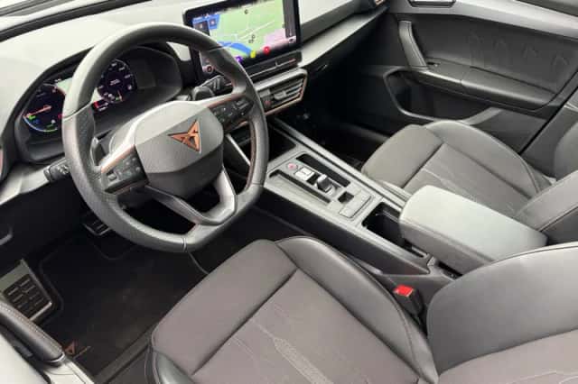 CUPRA Leon Sportstourer (2025) thumbnail 11