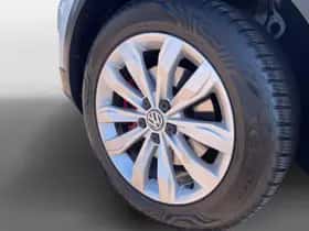 Volkswagen T-Roc (2018) thumbnail 26