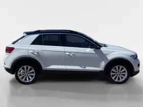 Volkswagen T-Roc (2018) thumbnail 4