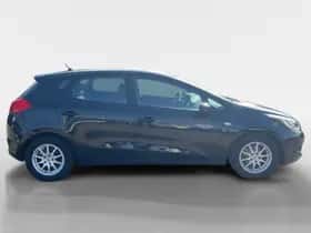 Kia Cee'd (2014) thumbnail 4