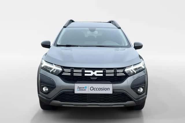 Dacia Jogger (2023) thumbnail 2