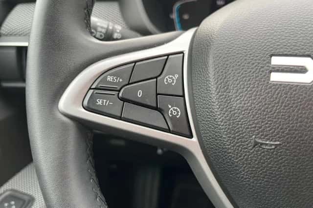 Dacia Jogger (2023) thumbnail 17
