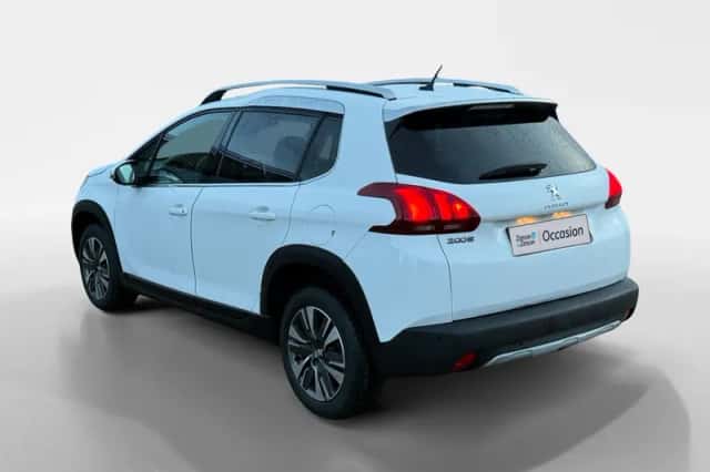 Peugeot 2008 (2019) thumbnail 8