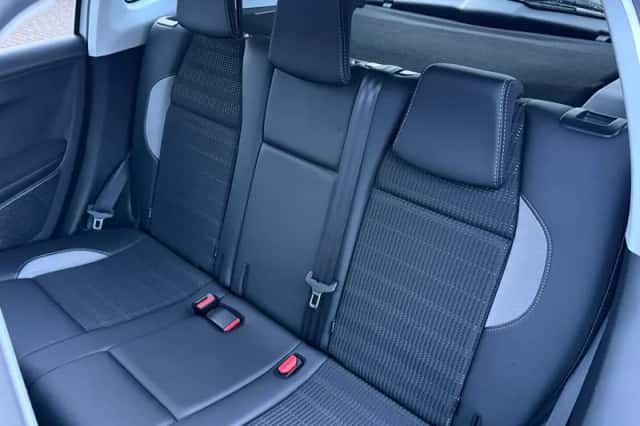 Peugeot 2008 (2019) thumbnail 10