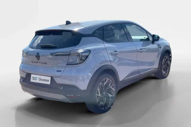 Renault Captur (2025) thumbnail 5
