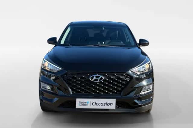 Hyundai Tucson (2019) thumbnail 2