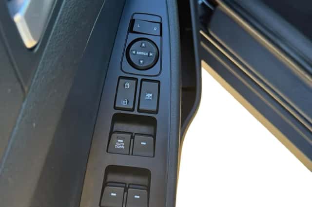 Hyundai Tucson (2019) thumbnail 23