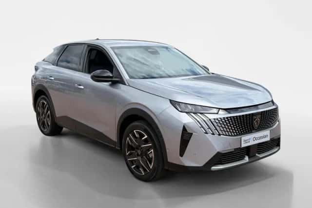 Peugeot 3008 (2024) thumbnail 3