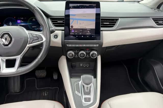 Renault Captur (2022) thumbnail 18