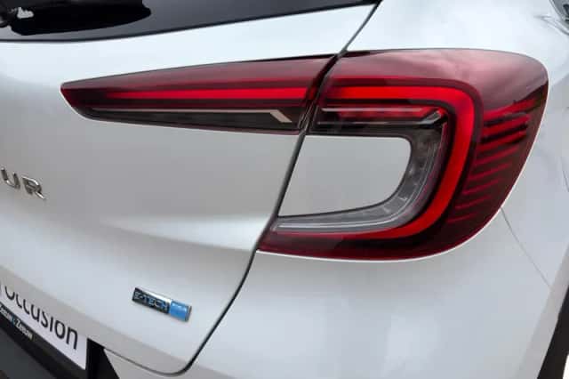 Renault Captur (2022) thumbnail 29