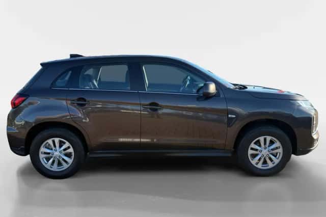 Mitsubishi ASX (2021) thumbnail 4
