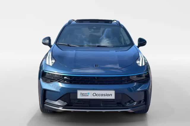 Lynk & Co 01 (2023) thumbnail 2