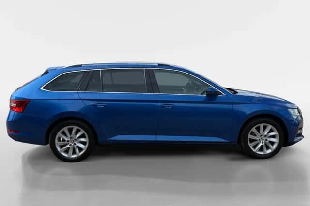 Škoda Superb (2020) thumbnail 4