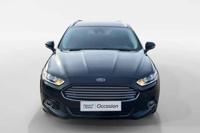 Ford Mondeo (2019) thumbnail 2