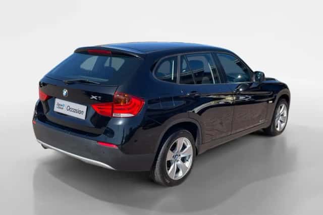 BMW X1 (2011) thumbnail 5