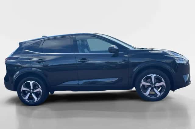 Nissan Qashqai (2021) thumbnail 4