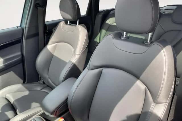 MINI Countryman (2023) thumbnail 9