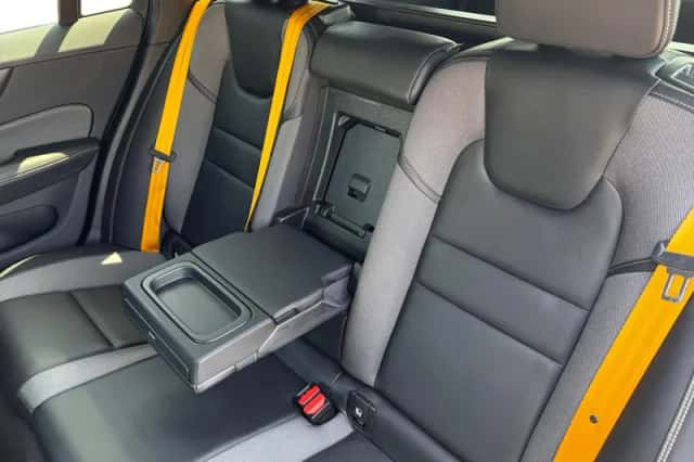 Volvo V60 (2021) thumbnail 18