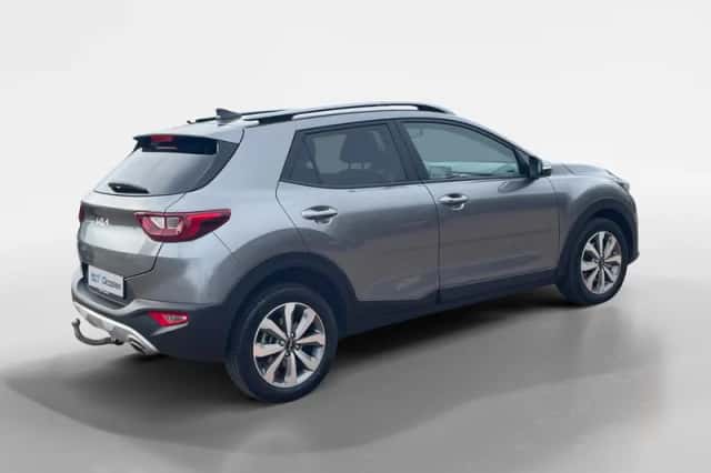 Kia Stonic (2024) thumbnail 5
