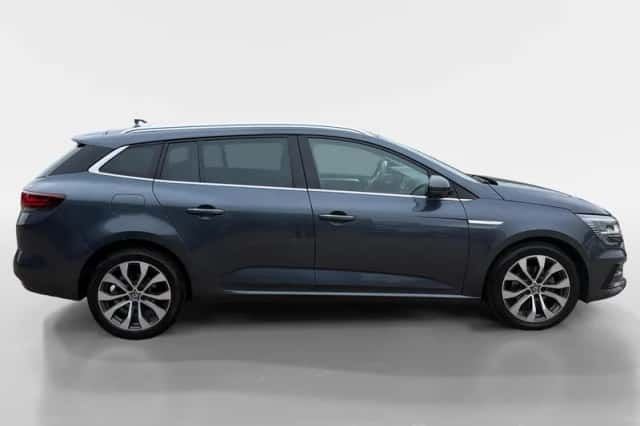 Renault Mégane (2021) thumbnail 4