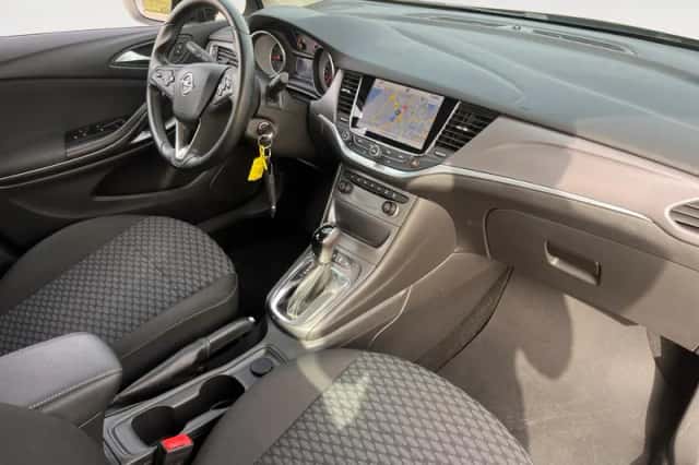 Opel Astra (2016) thumbnail 11