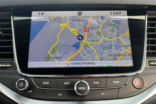 Opel Astra (2016) thumbnail 15