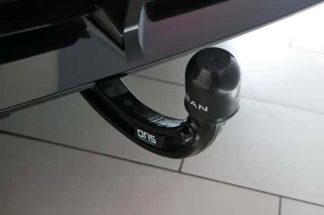Nissan Ariya (2025) thumbnail 8