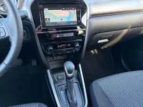 Suzuki Vitara (2024) thumbnail 16