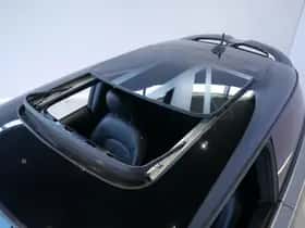 MINI Cooper S (2019) thumbnail 2