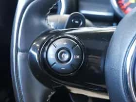 MINI Cooper S (2019) thumbnail 15