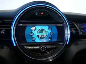 MINI Cooper S (2019) thumbnail 18