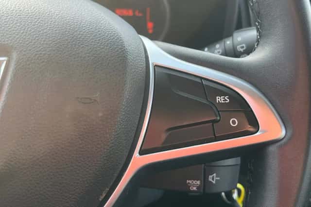 Dacia Logan (2020) thumbnail 18