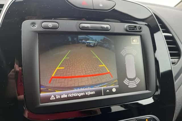 Renault Captur (2019) thumbnail 19