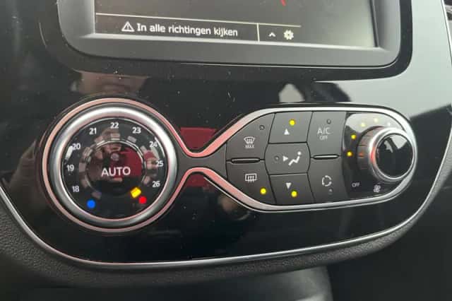 Renault Captur (2019) thumbnail 20